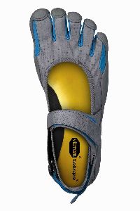 A Vibram Sprint FiveFingers version in Kangaroo Leather; like the new Coconut Fiber, will also feature a revamped sole. (thumbnail)