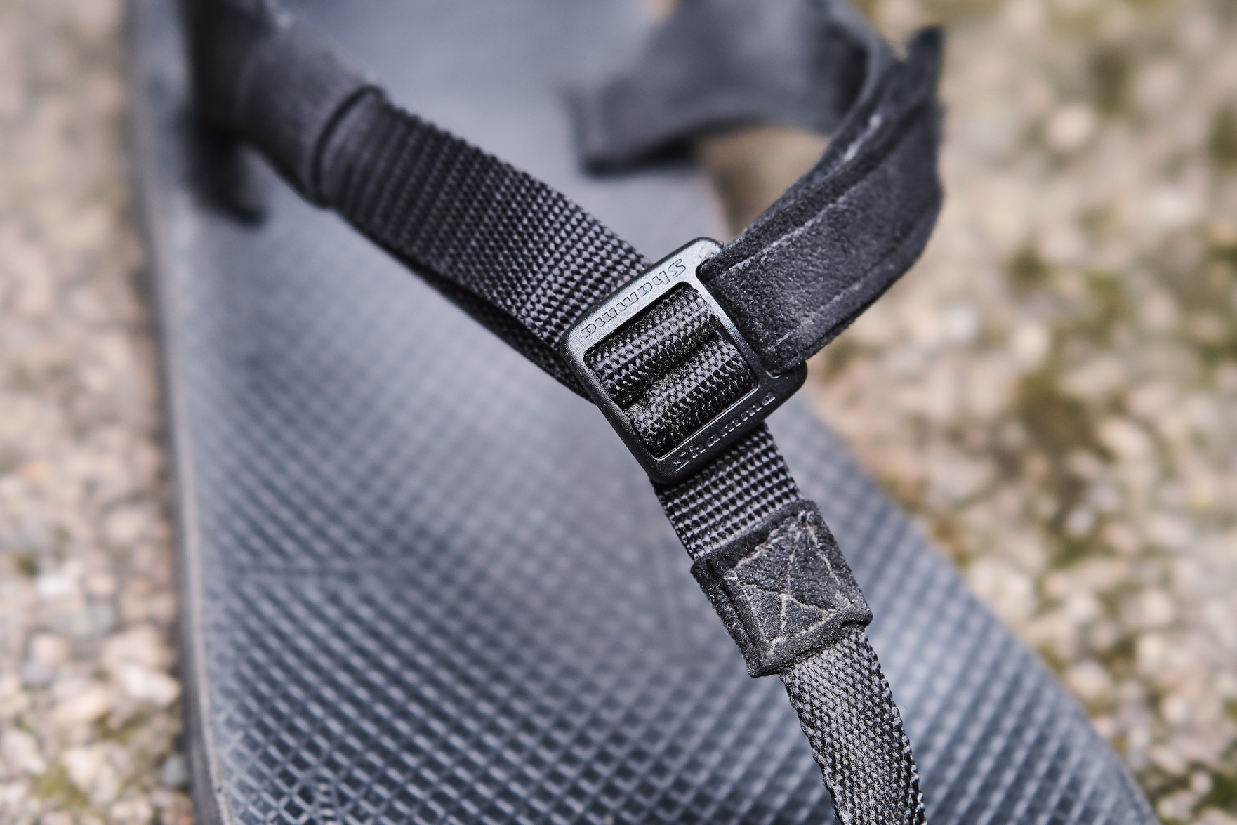  The latest buckle design is more streamlined and adjustable