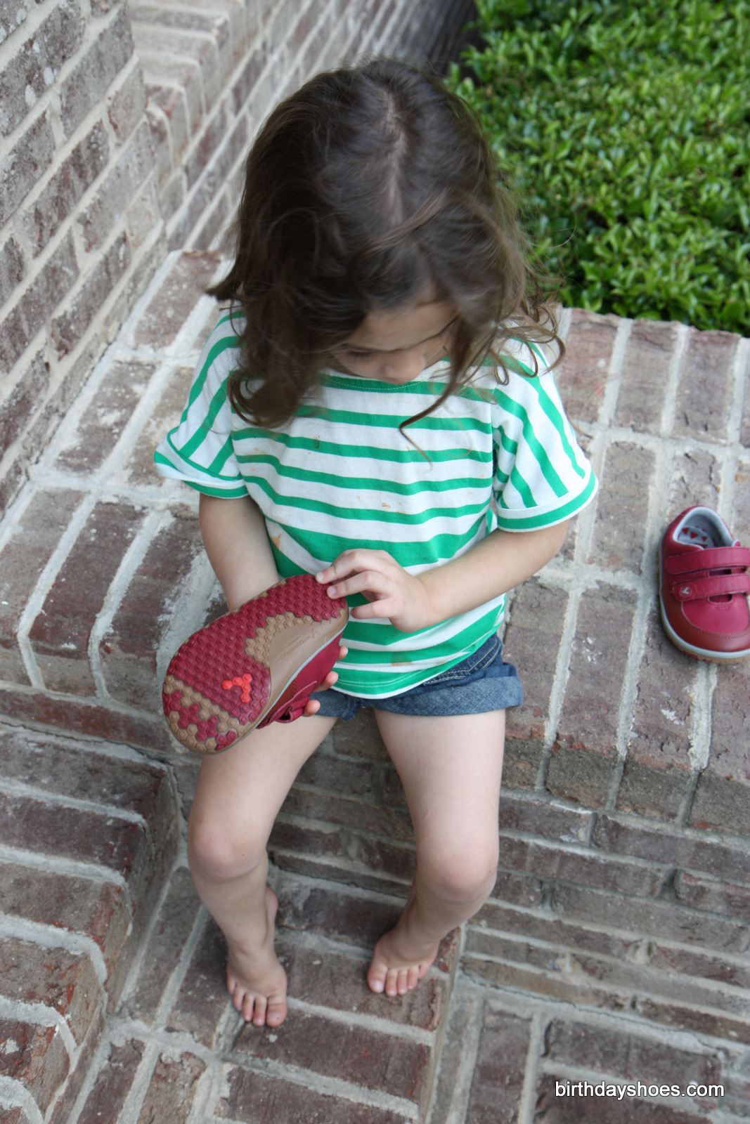 Avi checking out the shoes on Day 1