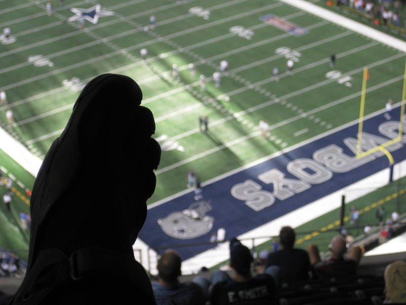 Adam takes his fivefinger KSOs to the Cowboys Monday Night Football Game