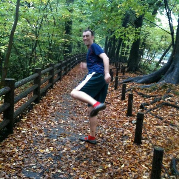Alex does the Vibram Five Fingers kick on a wooded trail outside Tokyo!