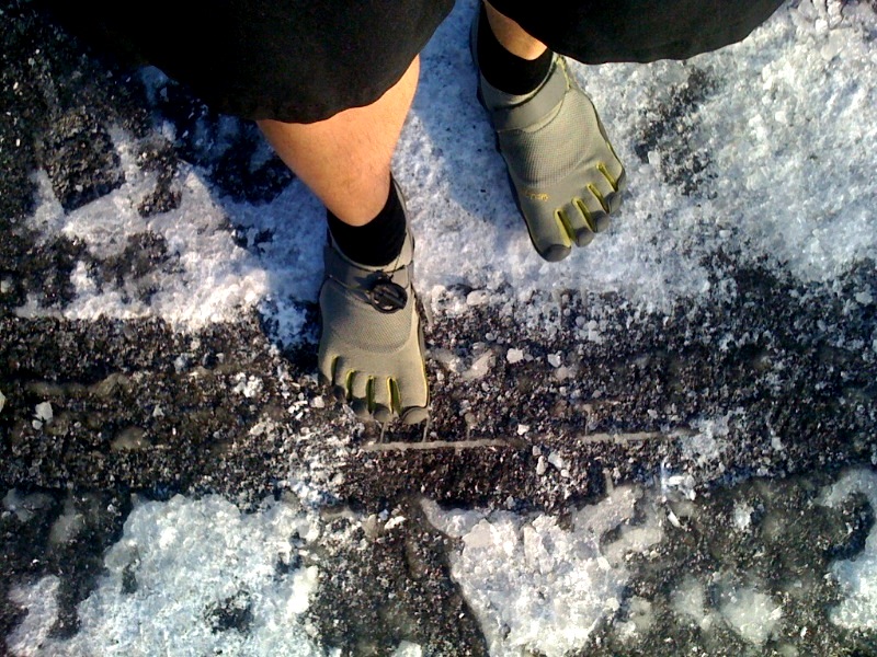 Bien took a photo of the icy grounds at the half marathon.  Worried about the cold, Bien wore two pairs of Injinji socks!