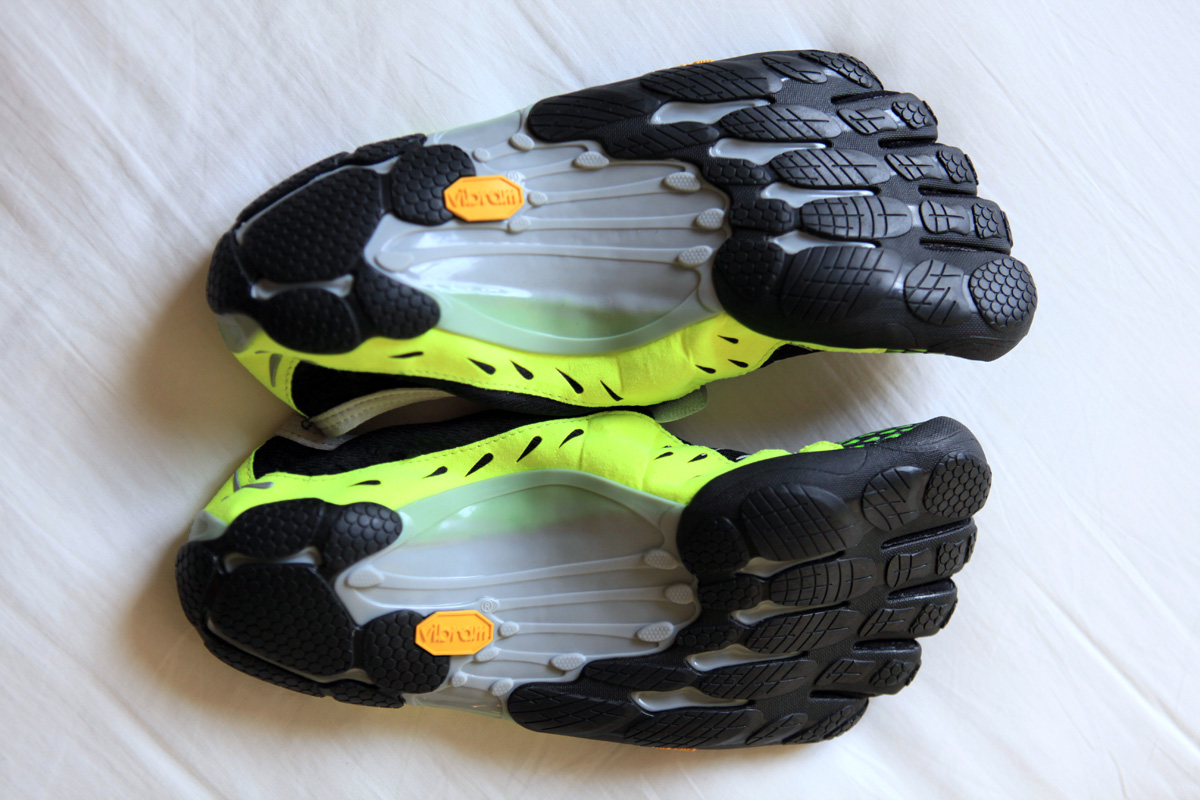 The Vibram FiveFingers SeeYa features a wholly new sole design where thicker Vibram rubber is used at forefoot and heel (the points of greatest contact) and a thin rubber everywhere else.