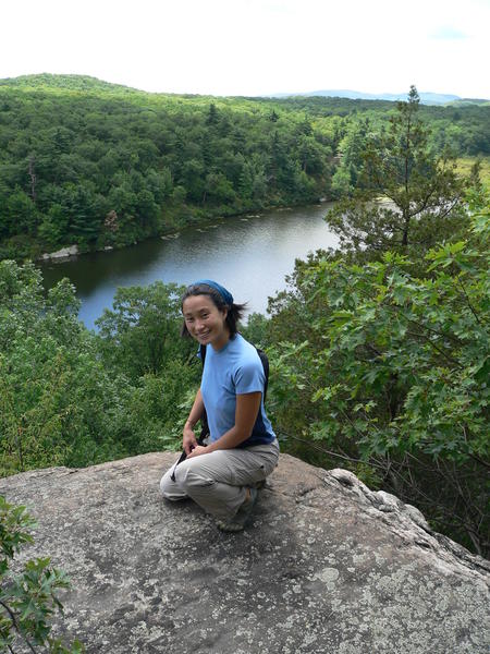 Justine Lam sporting her grey green Vibram Five Fingers KSOs after a hike.