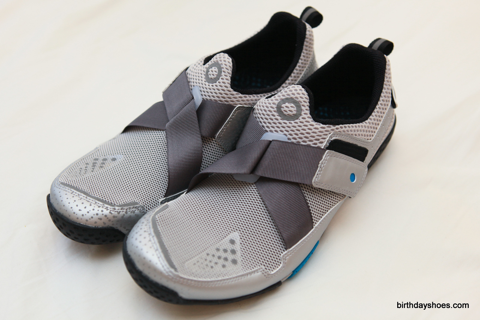 SKORA BASE & FORM Review - Birthday Shoes - Toe Shoes, Barefoot or ...
