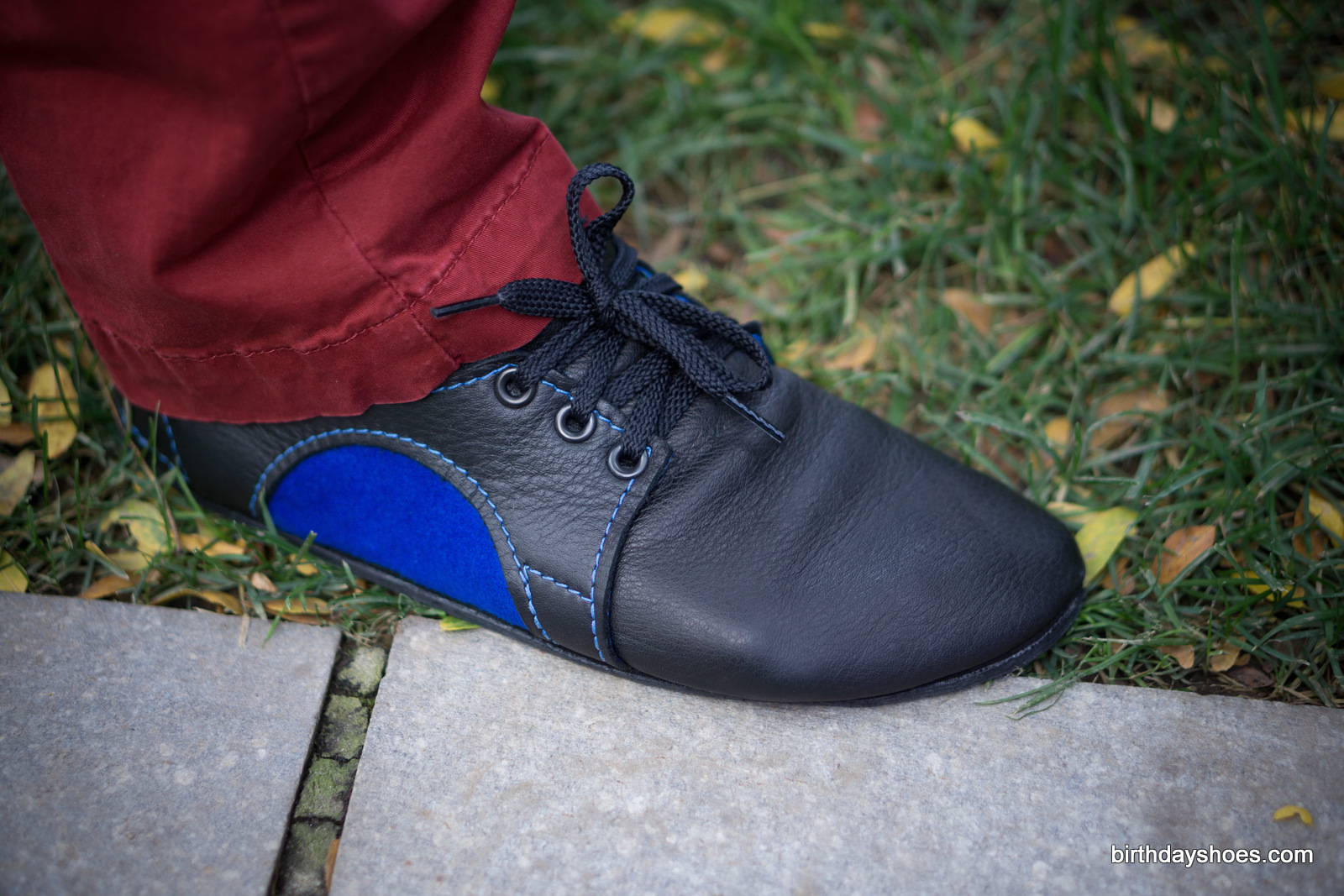 Adult Dash RunAmoc - Casual Athletic Shoe - Softstar Shoes