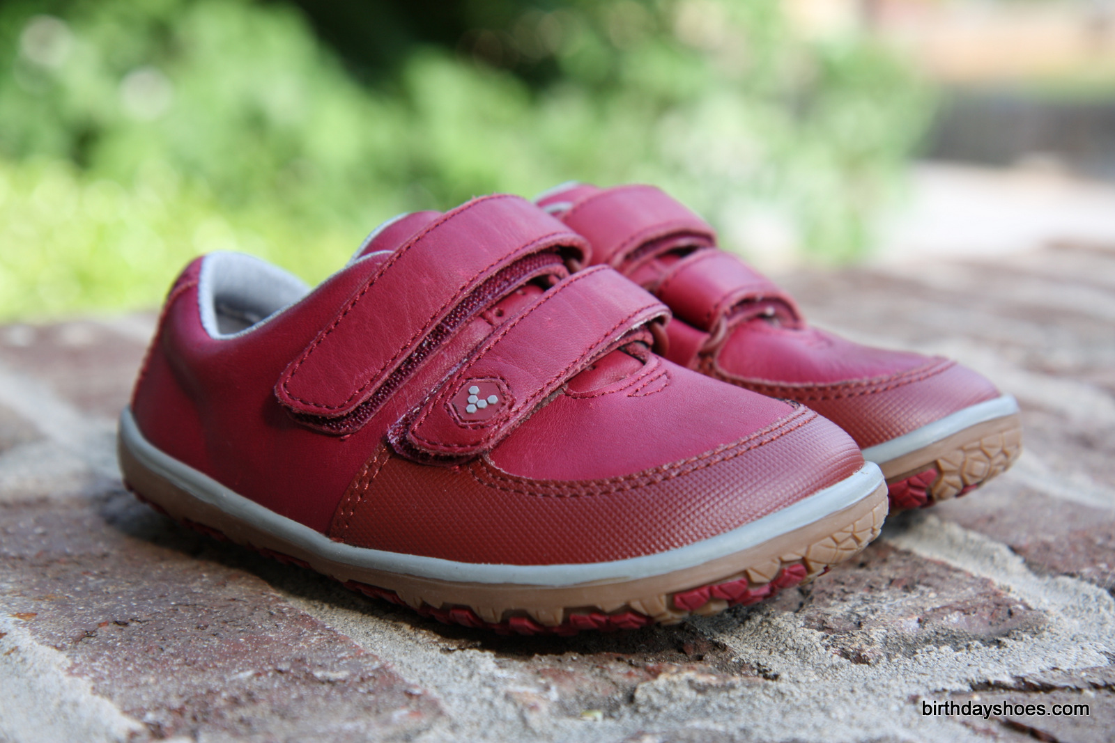 VivoBarefoot Rooty Kids Minimalist Shoe Review – Birthday Shoes – Toe ...