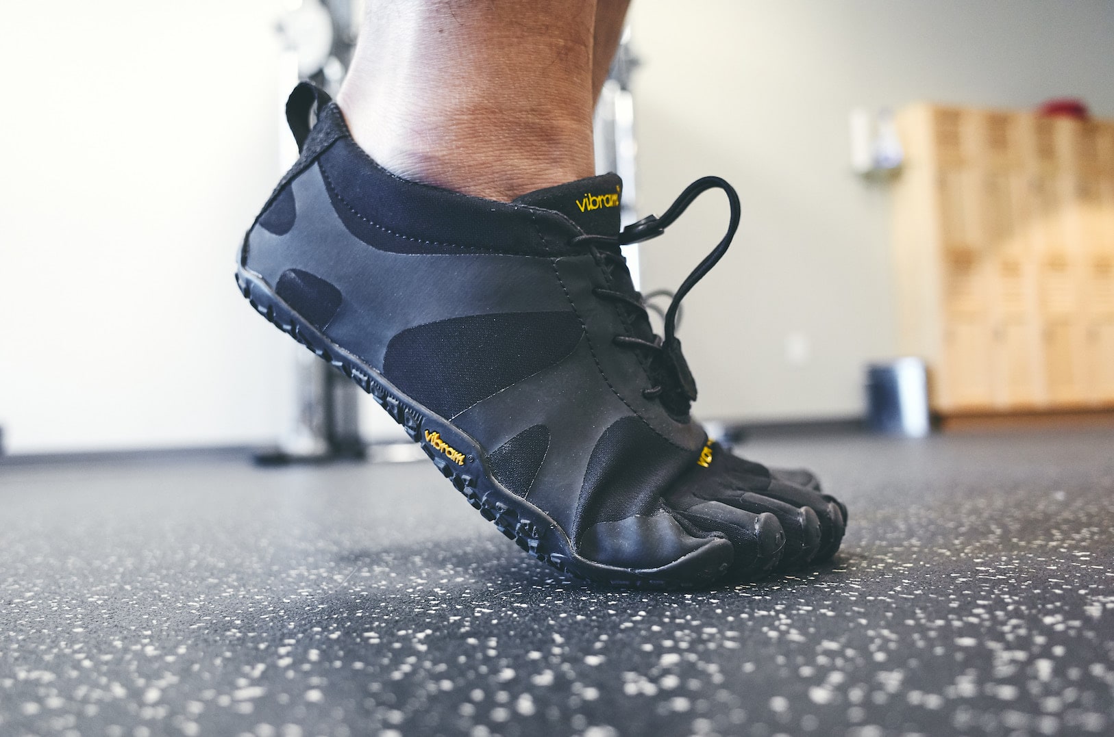 V-Alpha Vibram FiveFingers Review - Birthday Shoes - Toe Shoes, Barefoot or  Minimalist Shoes, and Vibram FiveFingers Reviews, News, Forums