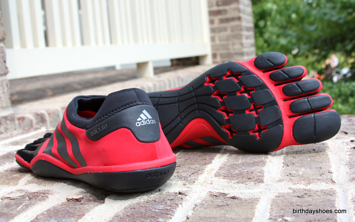 Forord perforere indsigelse Adidas Toe Shoes: AdiPure Trainer Review – Birthday Shoes – Toe Shoes,  Barefoot or Minimalist Shoes, and Vibram FiveFingers Reviews, News, Forums