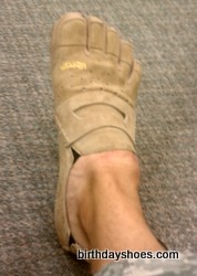 The upcoming men's 2012 Vibram FiveFingers Sorrento (rumored name).   Photo by Barefoot Jake. Used with permission.