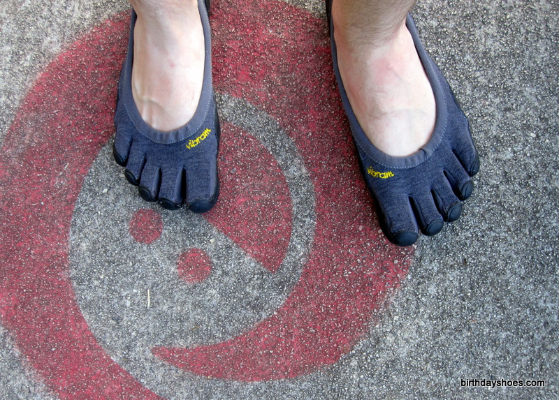 Going Barefoot In Vibram Five Fingers - smarterfitter