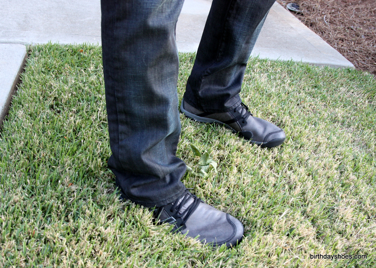 Wearing the leather Minimus Trail MT10s with a pair of dark straight leg jeans from the Gap.